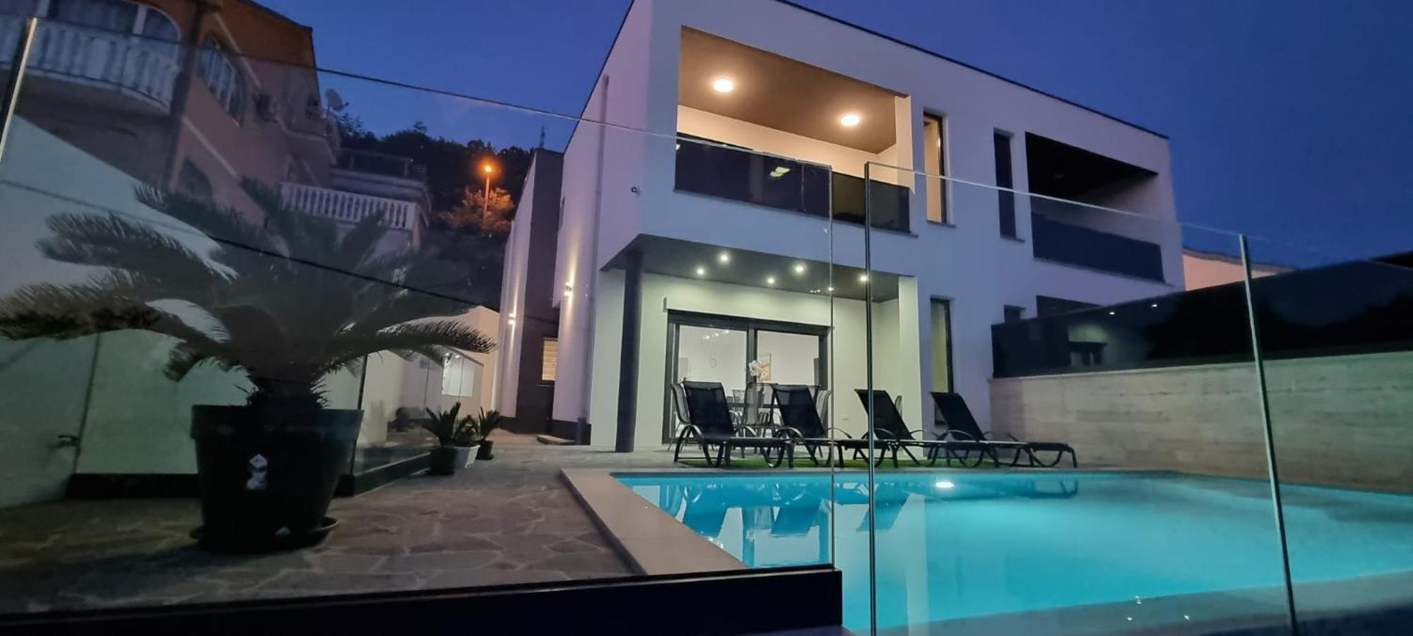 Villa Ewa & Tomi Dramalj Exterior photo